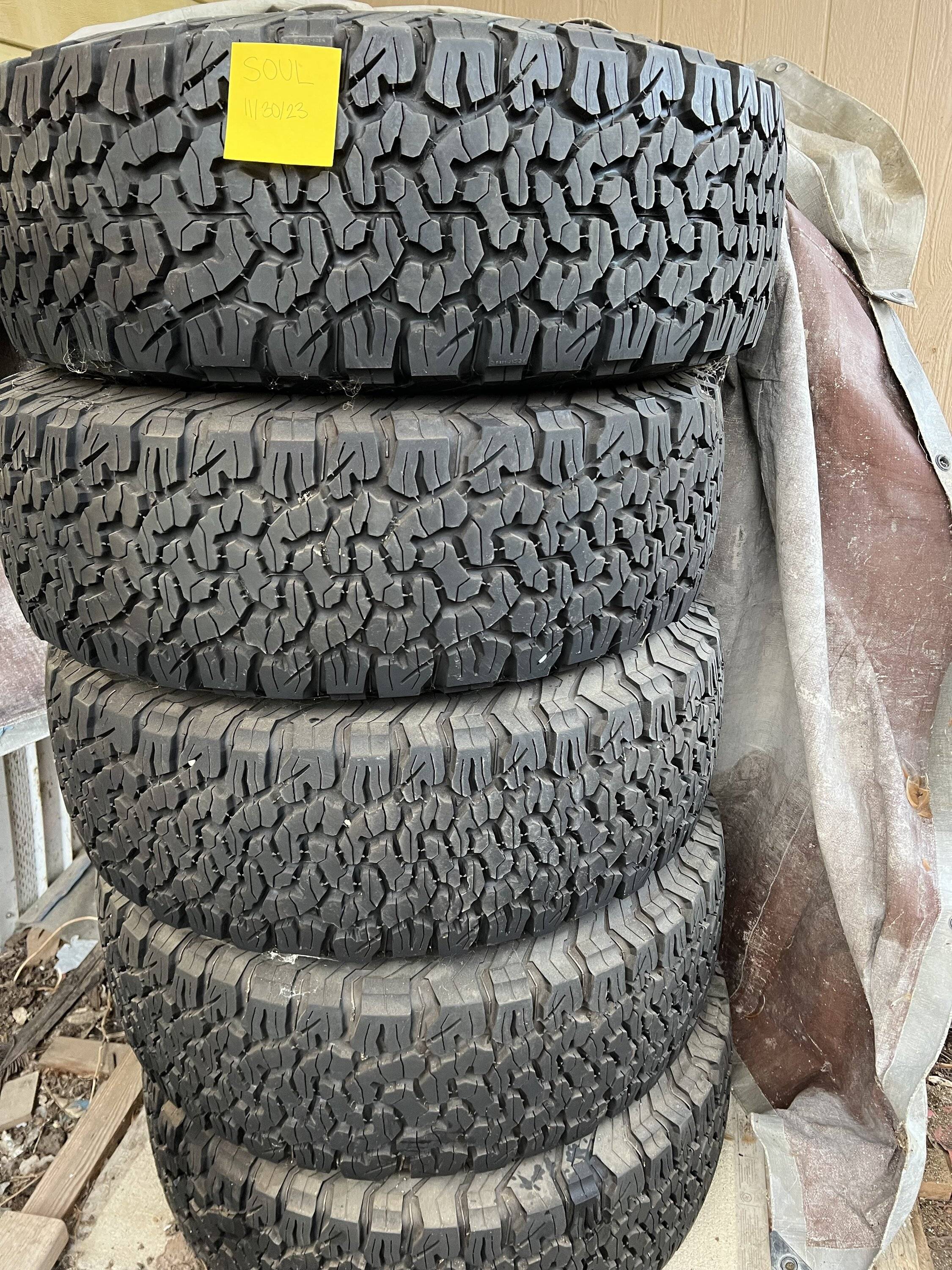 Jeep Wrangler JL 2022 Rubicon Tires, wheels, & TPMS IMG_1581