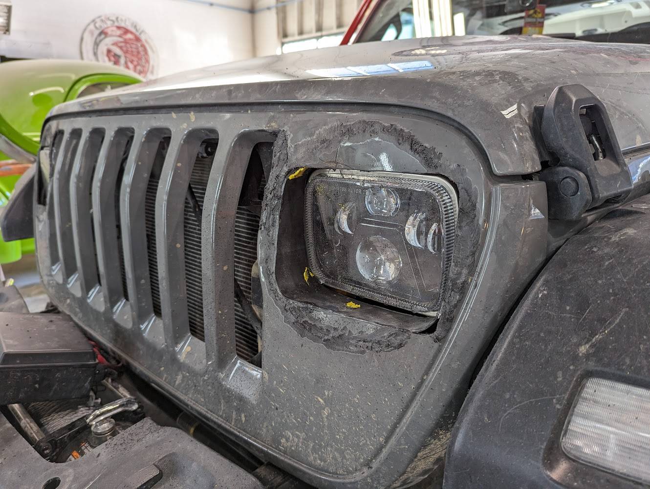 Jeep Wrangler JL YJ style JL grill DIY PXL_20231124_205253379