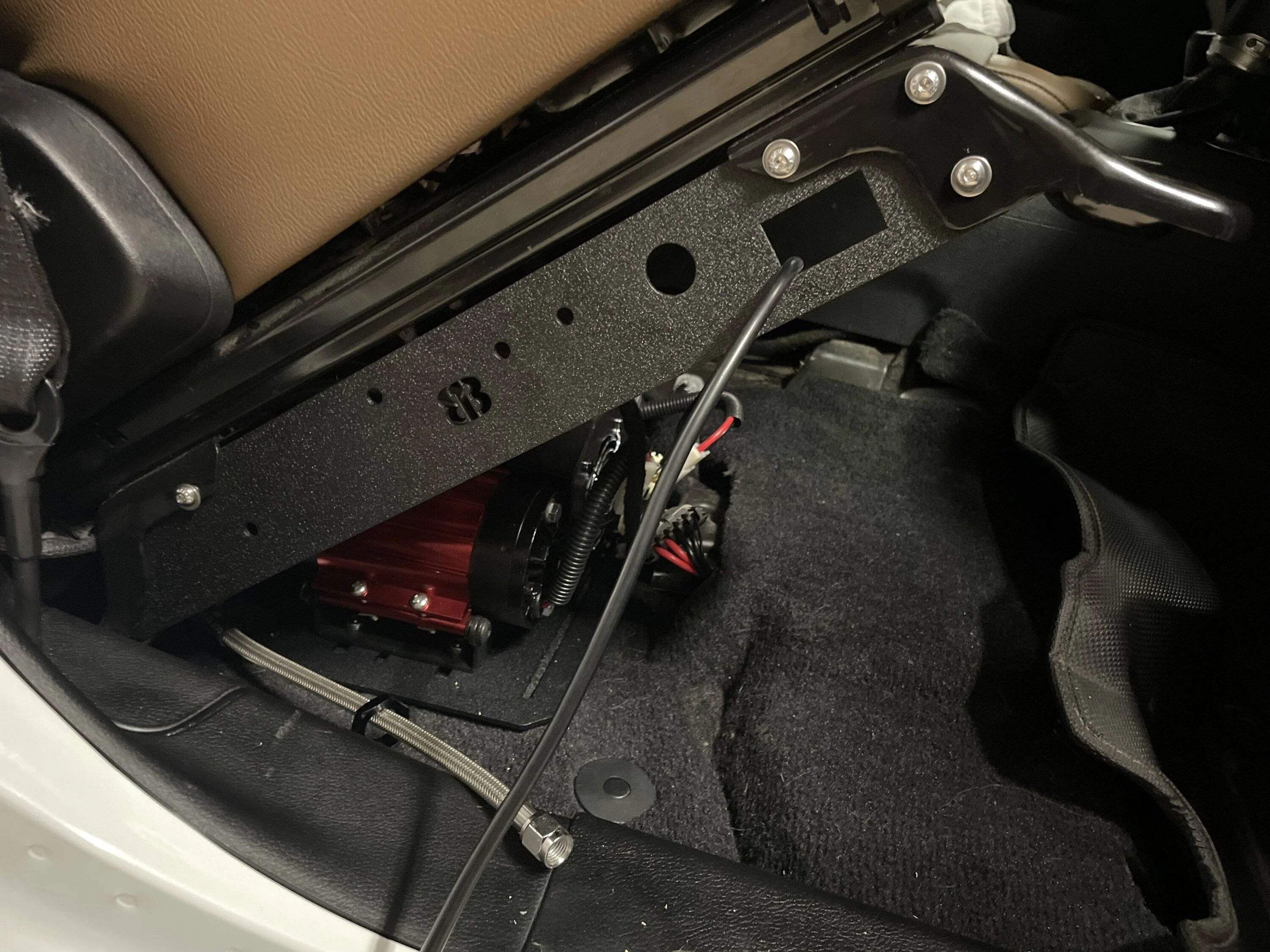 Jeep Wrangler JL Rough Country Compressor imag