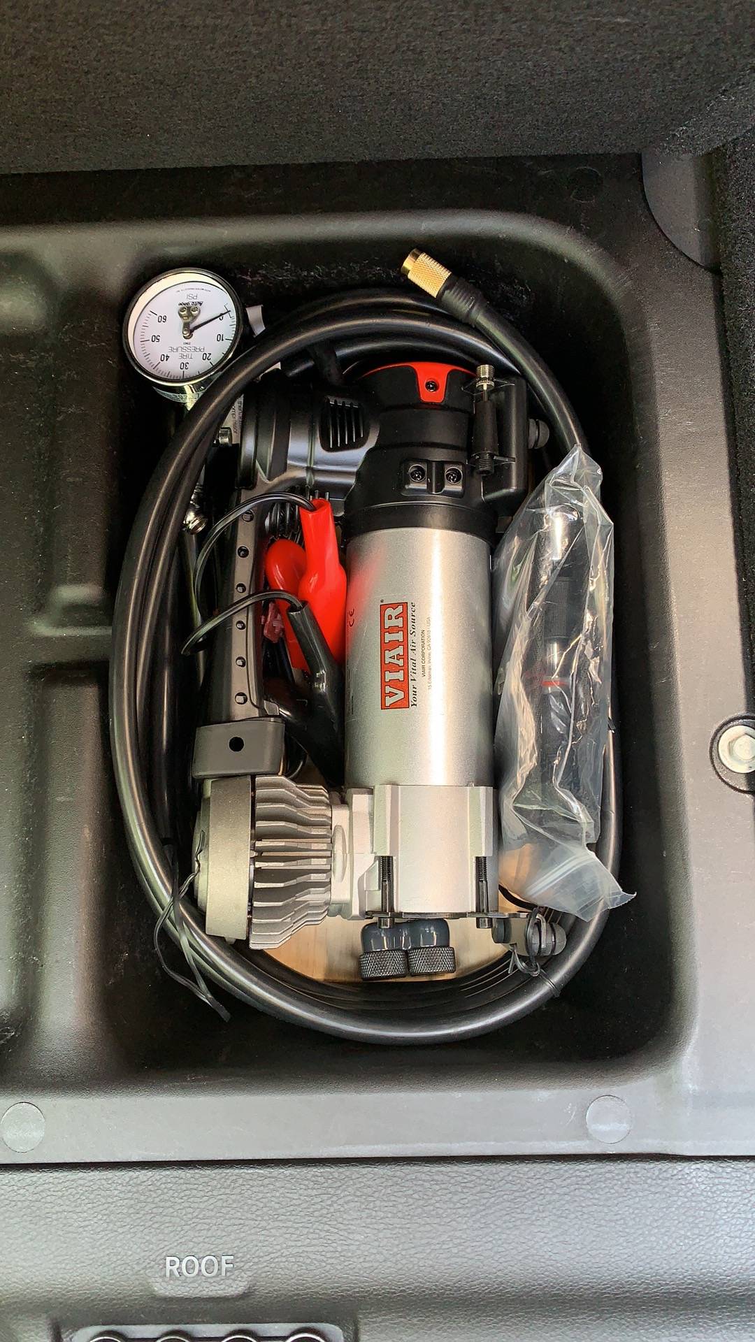 Jeep Wrangler JL Hard wire or portable air compressor? IMG_5048