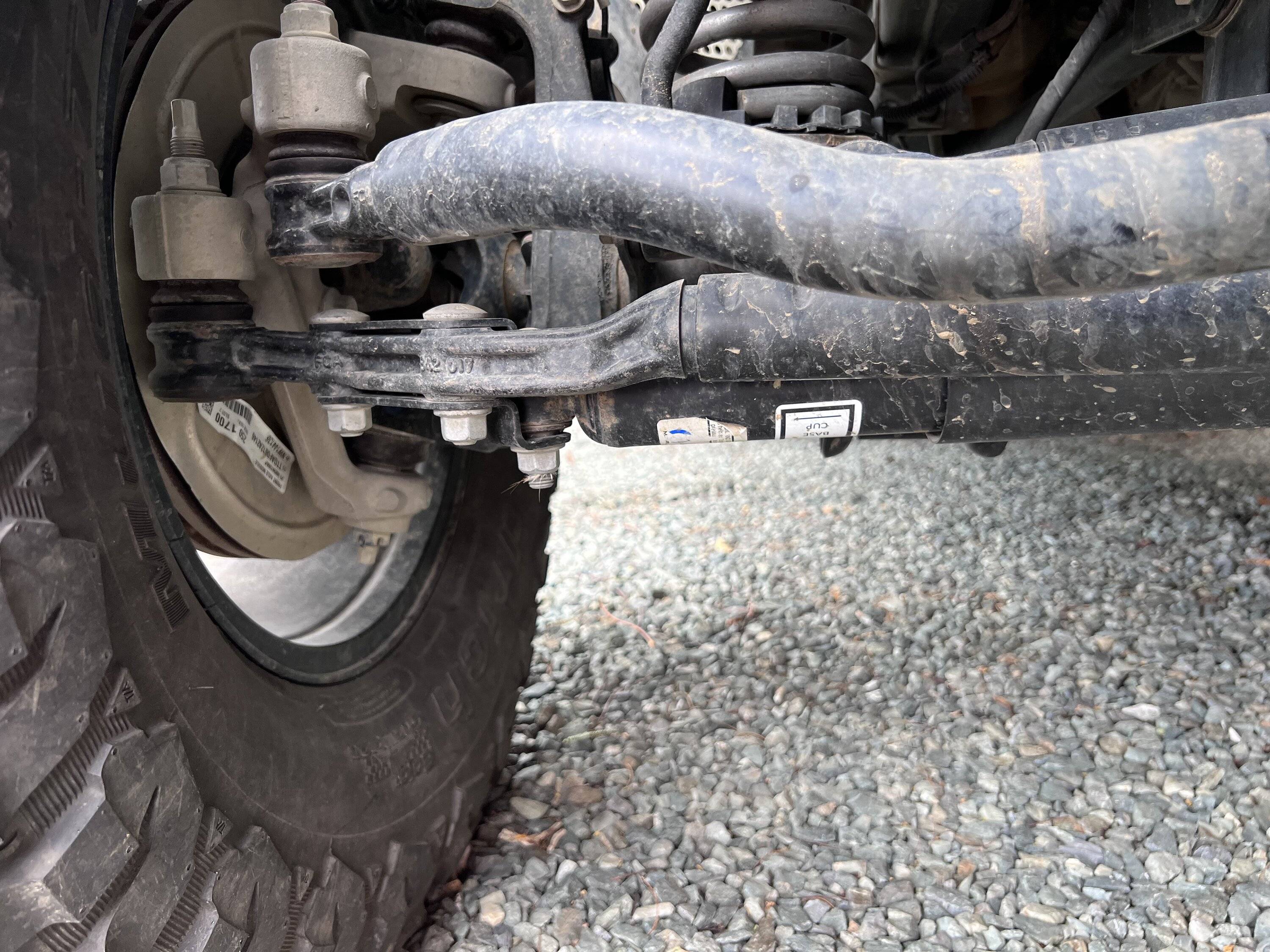 Jeep Wrangler JL Dealer maintenance nightmare IMG_7909
