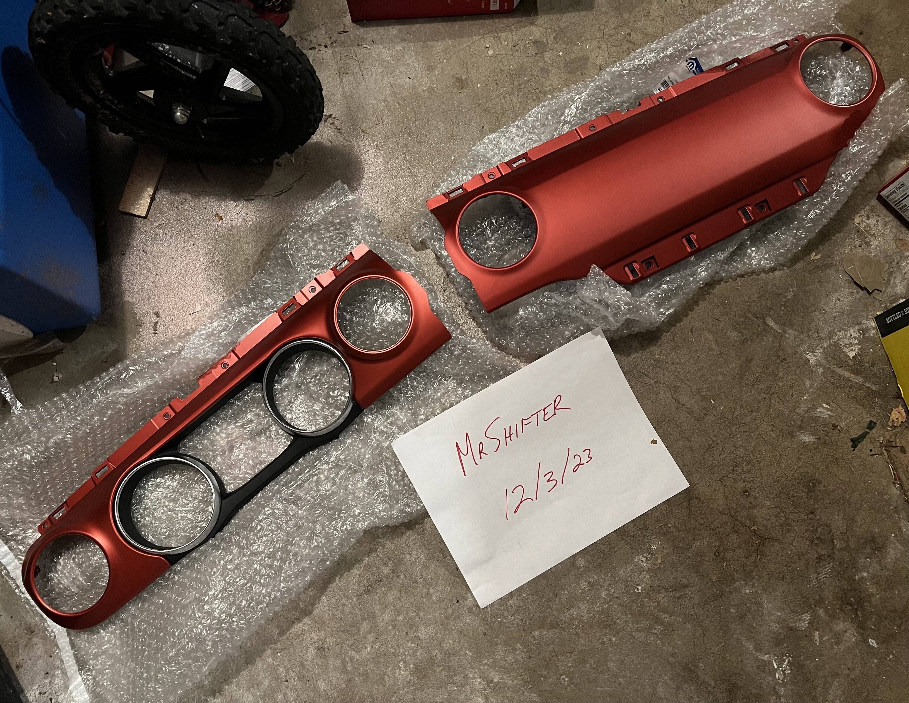 Jeep Wrangler JL Mopar 2021 Rubicon Dashboard Panel Kit IMG_0746