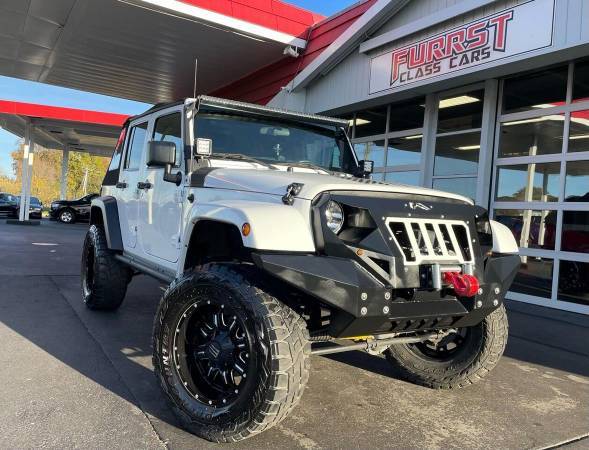 Jeep Wrangler JL Angry grill collage angry3