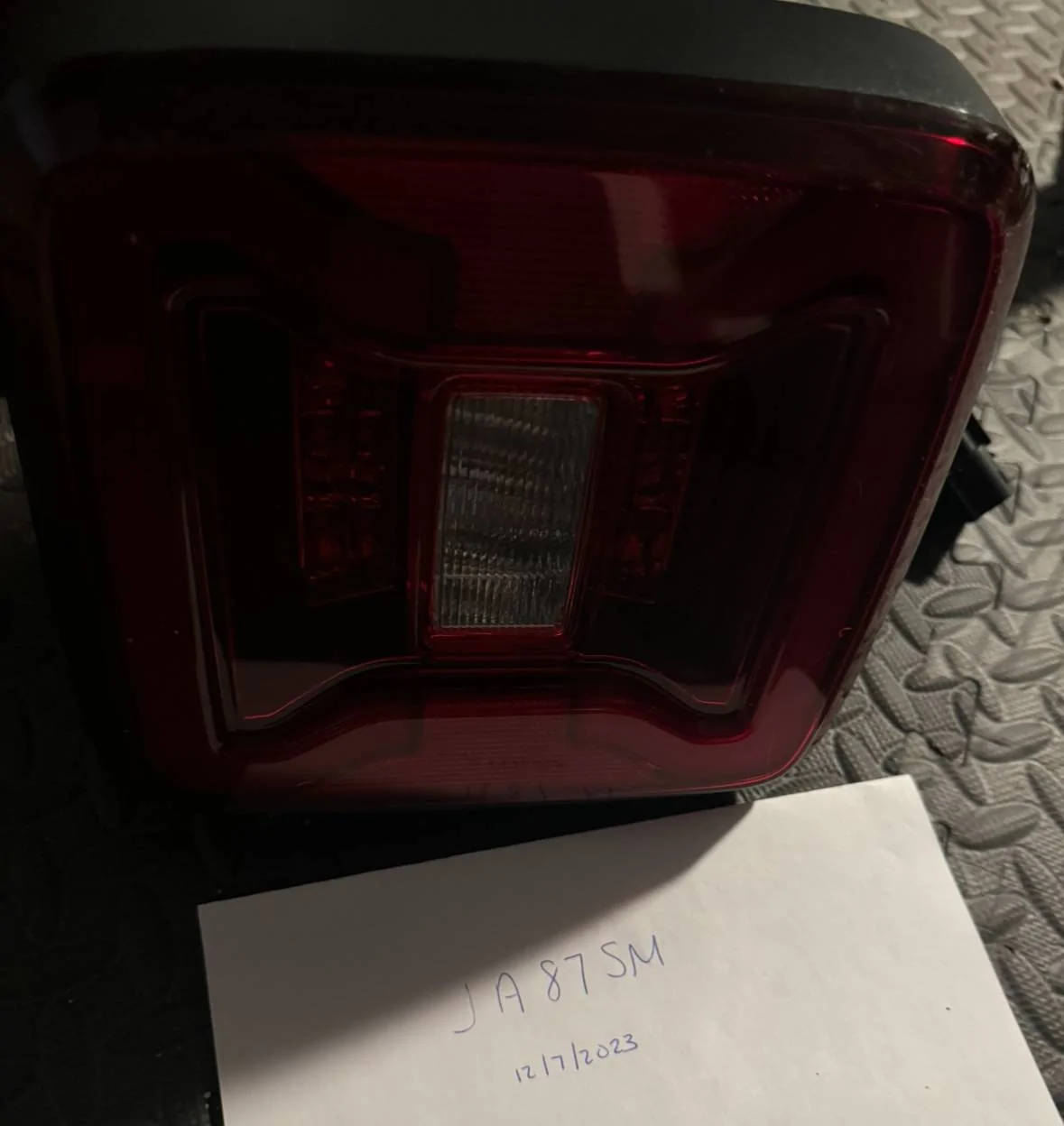 Jeep Wrangler JL Raxiom Red LED Taillights IMG_2981