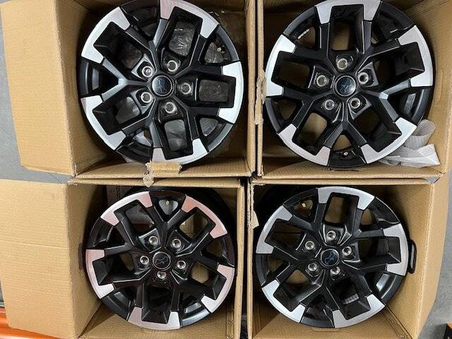 Jeep Wrangler JL $500 2024 Rubicon X 4xe Wheels IMG_1573