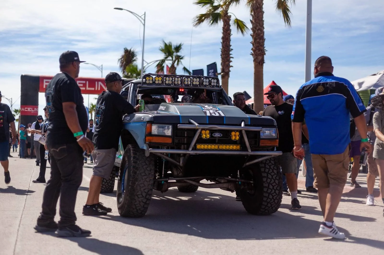Jeep Wrangler JL Baja 1000 Qq9e9FuhAmP-EE26CvF8QImYko_LSmXUgk_4v-c0iwZOmVSM-4