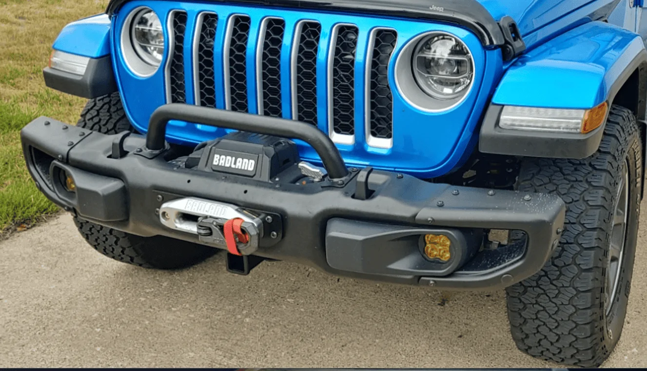 Jeep Wrangler JL Badlands winch 1702085708845