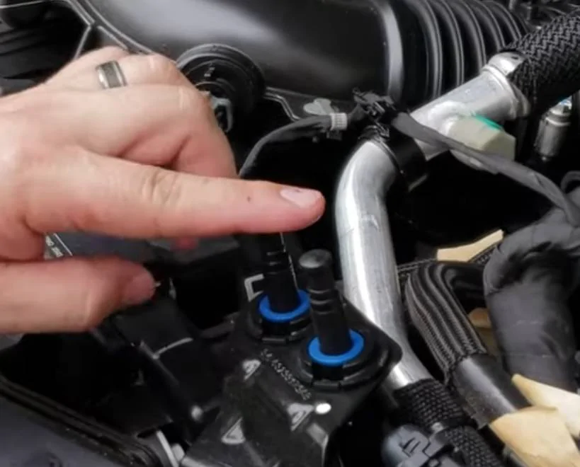 Jeep Wrangler JL ESS Battery Cable Change IMG_0522