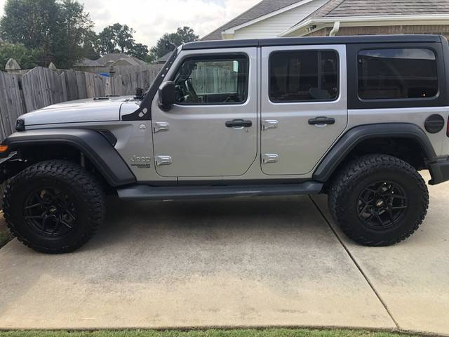 Jeep Wrangler JL Does anyone like their Jeep? IMG_4718