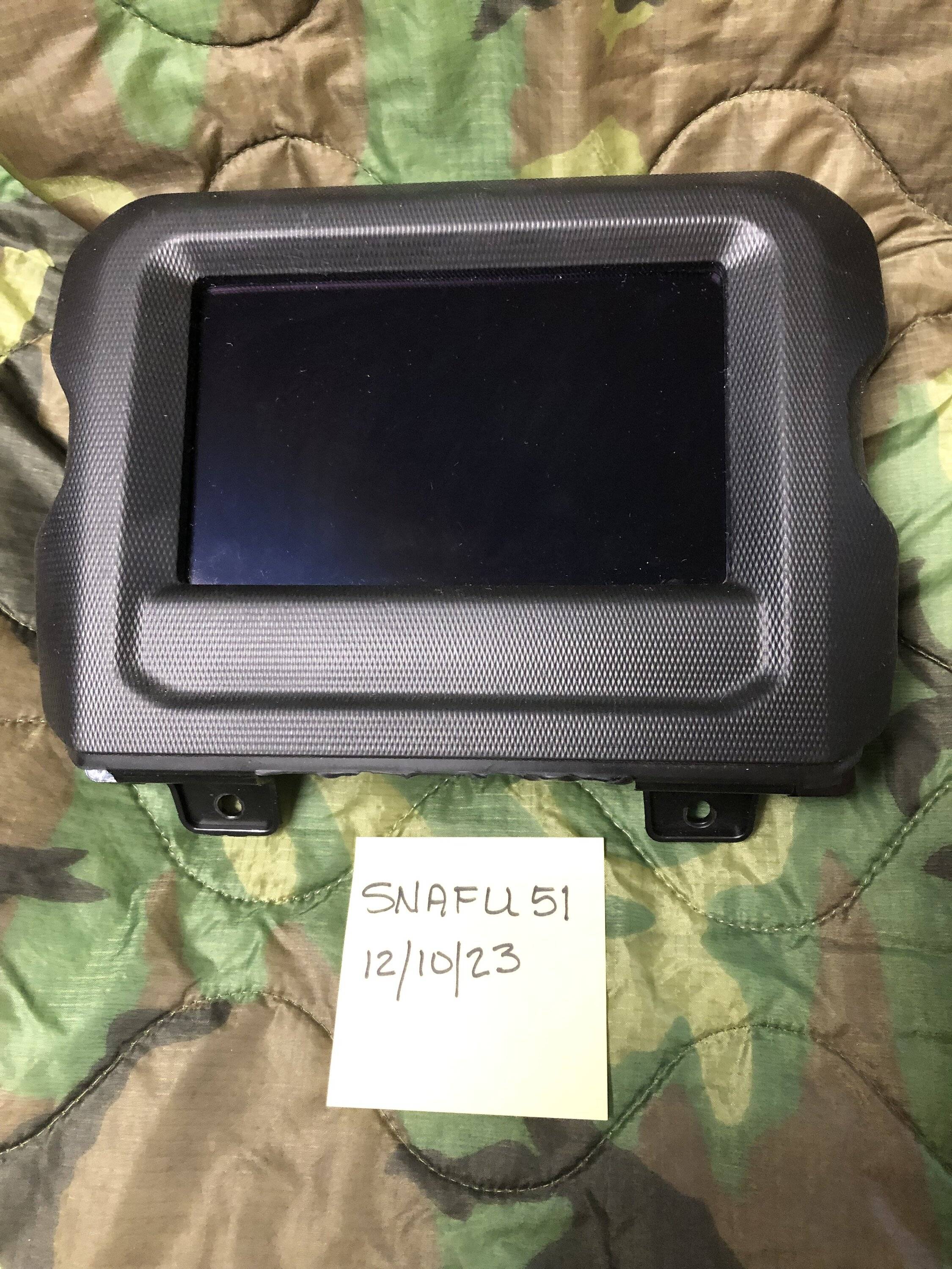 Jeep Wrangler JL 7” OEM with Bezel IMG_3615