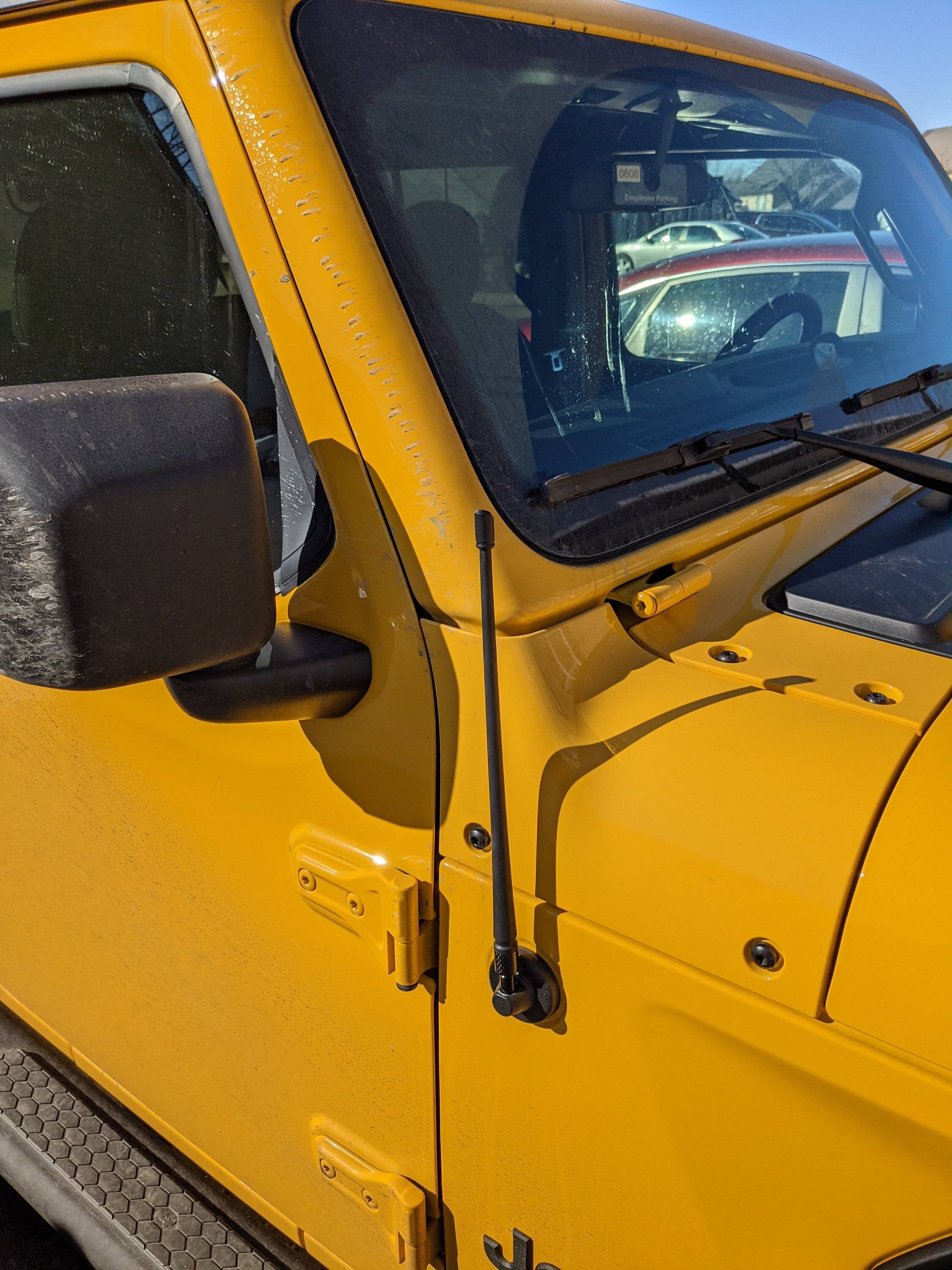 Jeep Wrangler JL What day 1 mods do you recommend? Rydonair Antenna