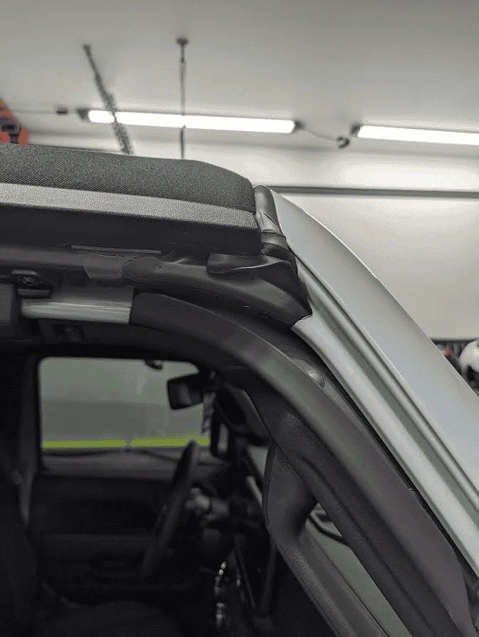 Jeep Wrangler JL Sunrider install 1702346908045