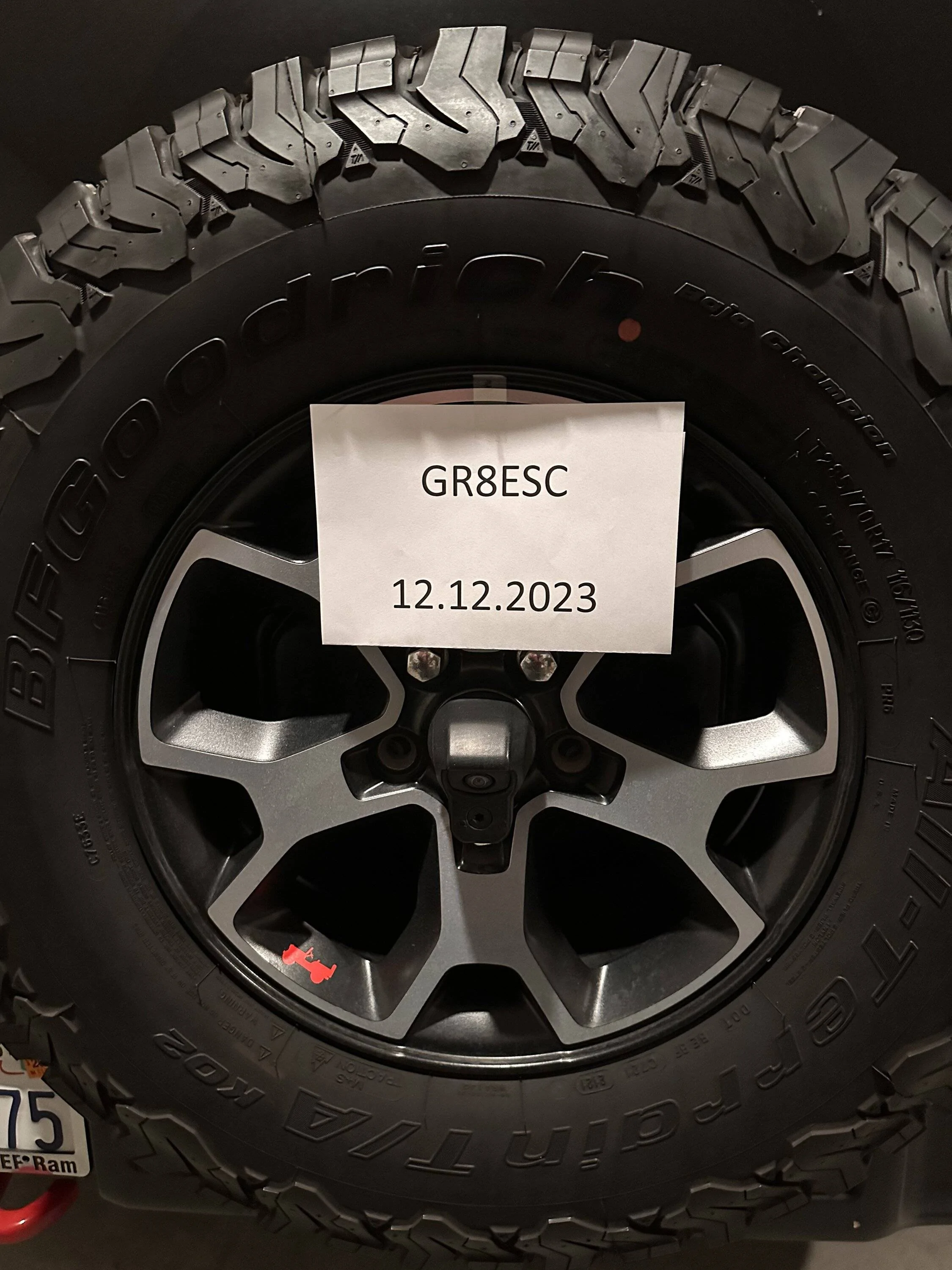 Jeep Wrangler JL 2021 Rubicon Wheels & Tires IMG_9895