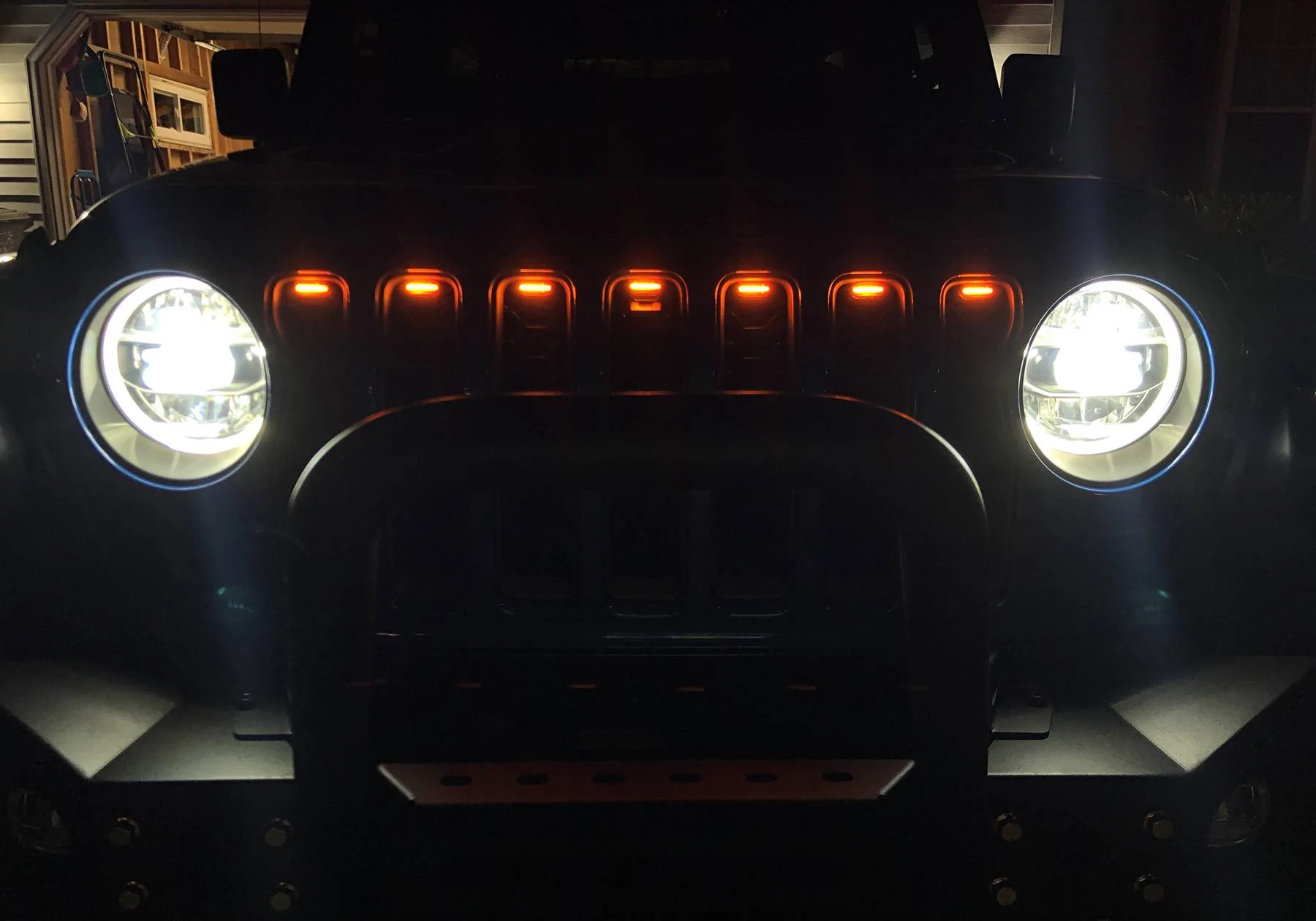 Jeep Wrangler JL Pic Request: Pre Runner Grill Lights IMG_6357