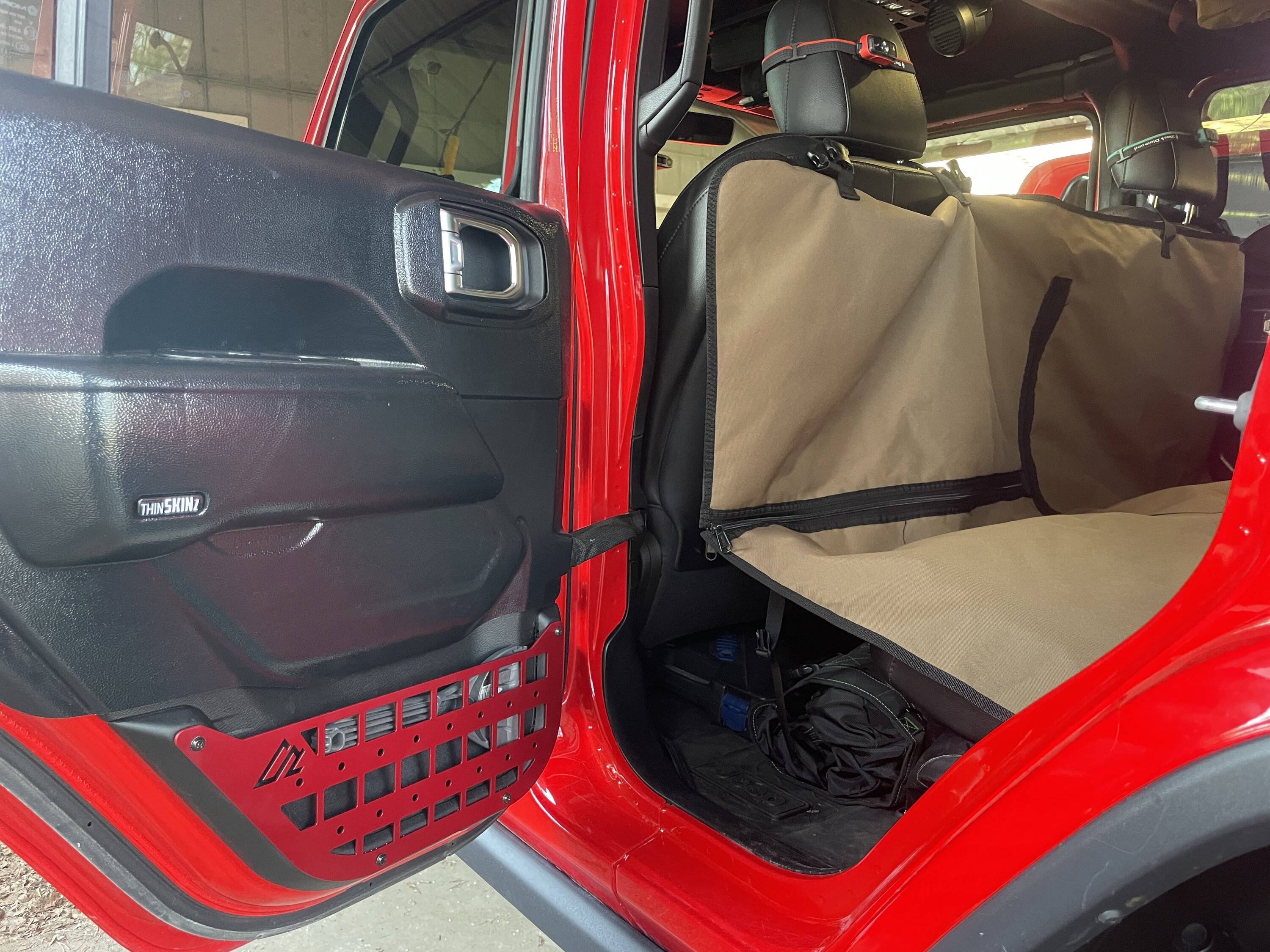 Jeep Wrangler JL Rear door panel protection IMG_2723