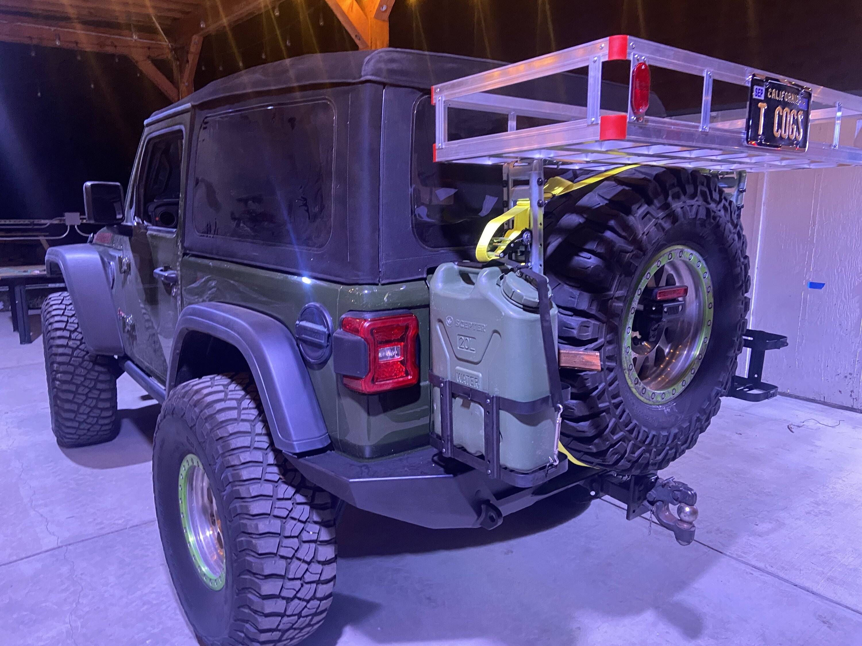 Jeep Wrangler JL Camping water pump with hands proximity sensor? rack2