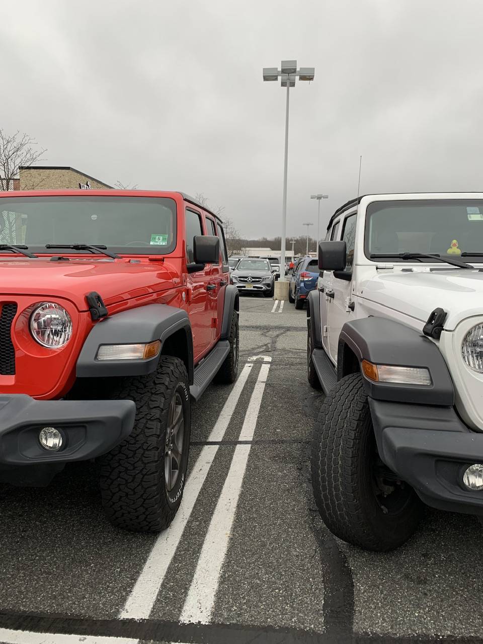Jeep Wrangler JL Installing Rubicon take offs (ride hight) IMG_6818