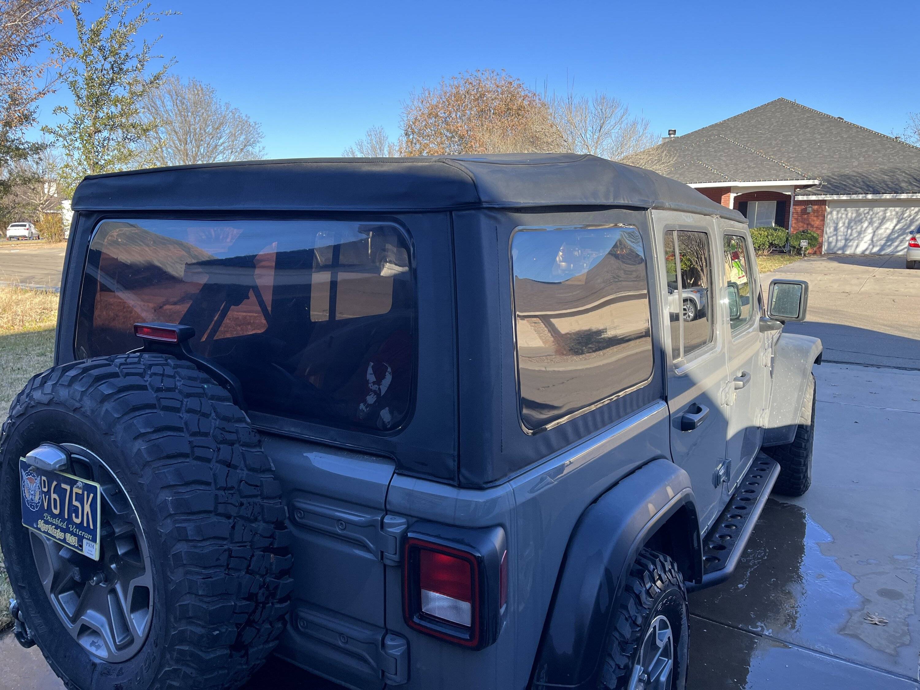 Jeep Wrangler JL Mopar Soft Top JLU IMG_3812