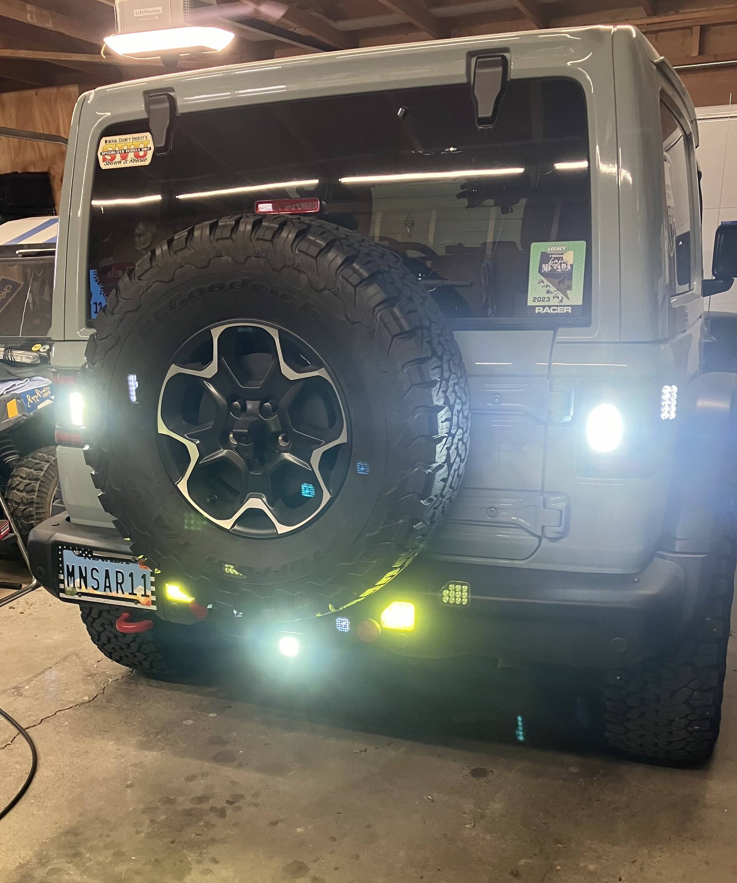 Jeep Wrangler JL Best JL taillight? IMG_2731