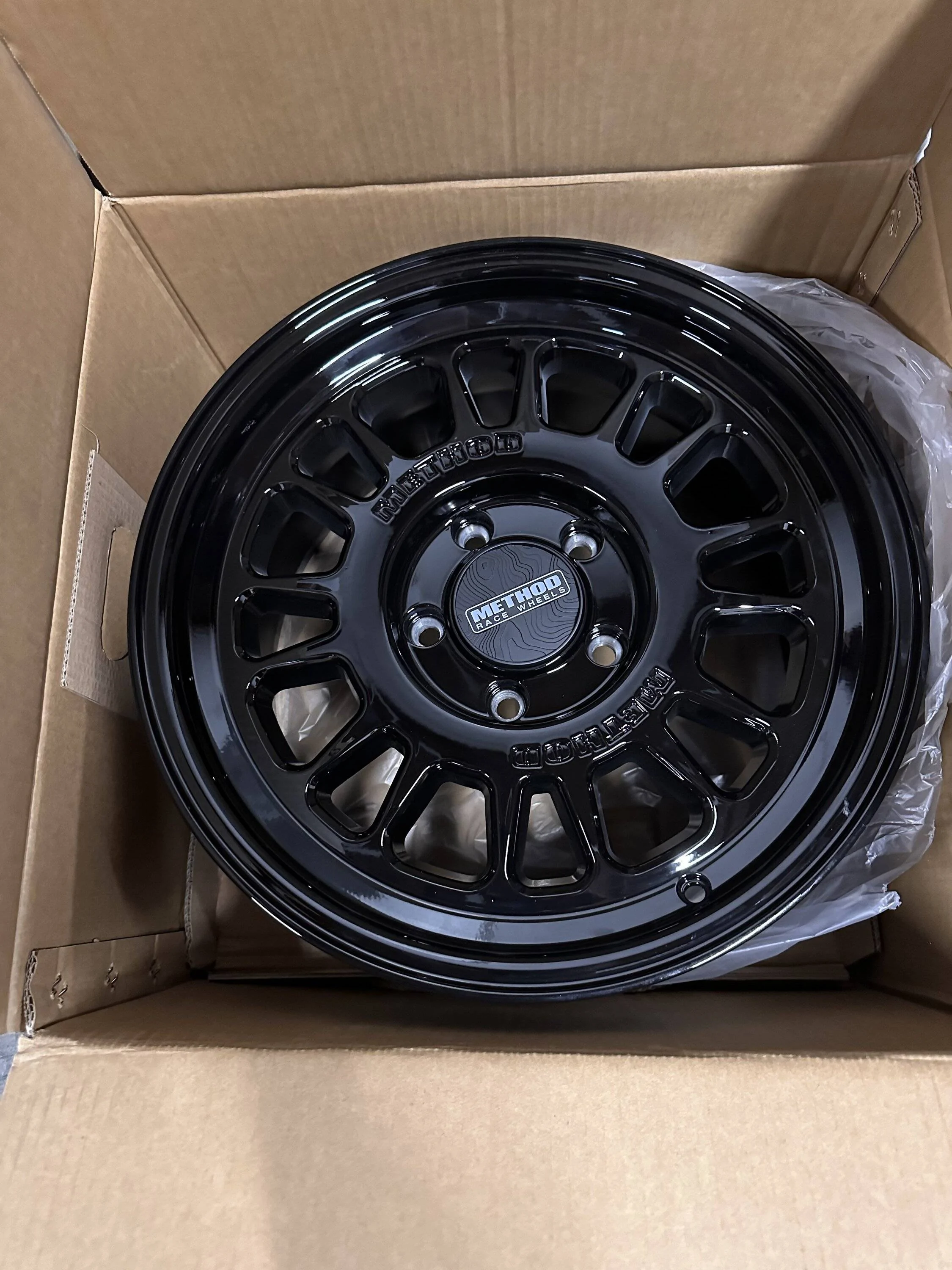 Jeep Wrangler JL Method 318 Wheels IMG_9933