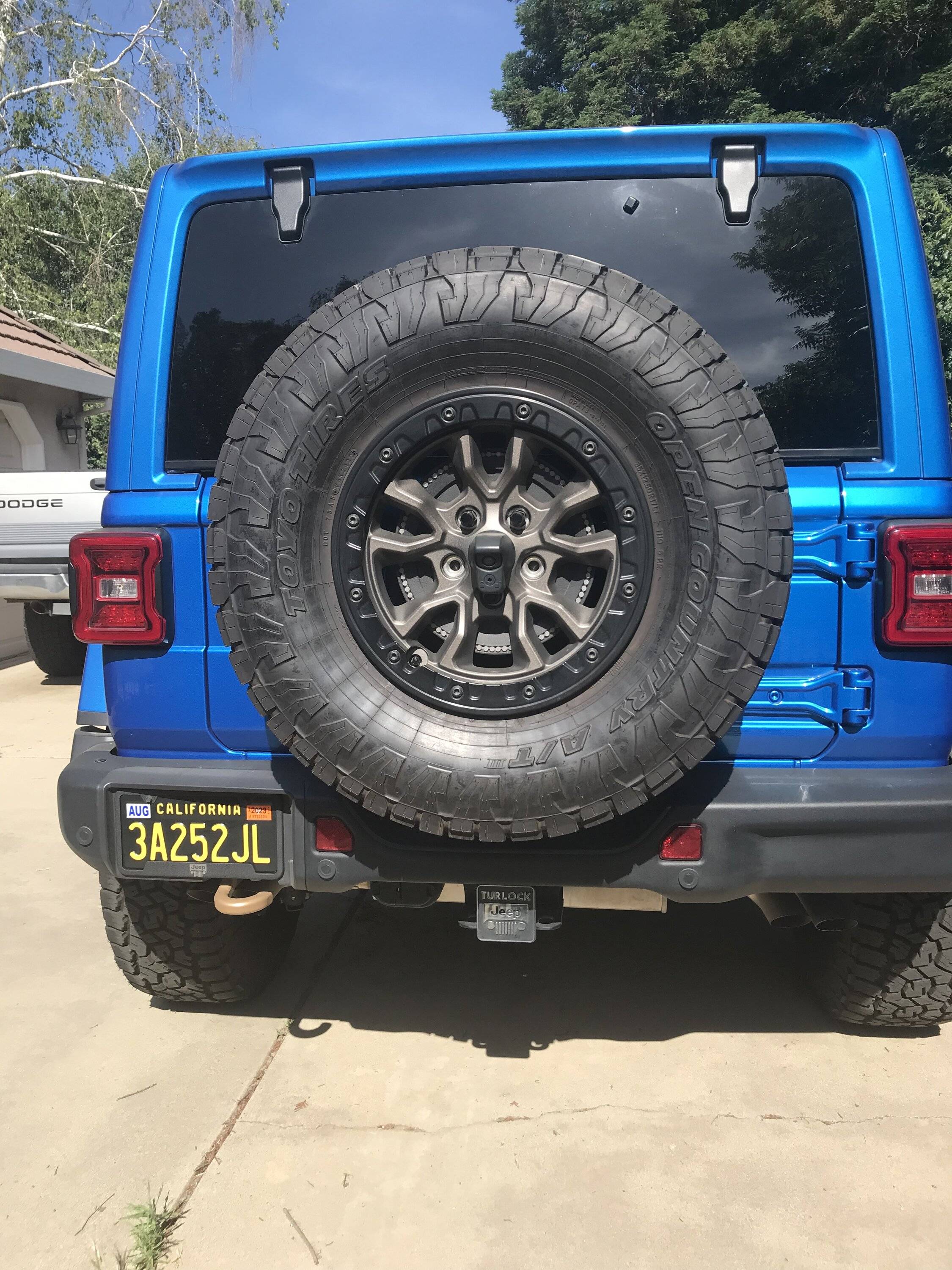Jeep Wrangler JL Spare Tire Relocation for 33" tires 39CFBEFB-8E38-4E80-83E6-2701697469C3