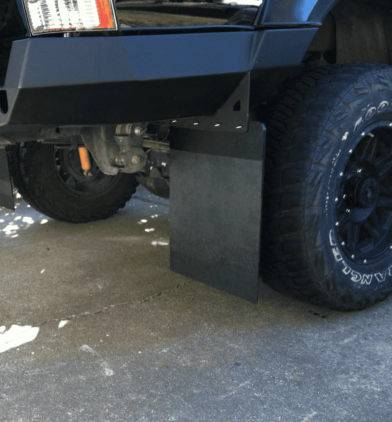 Jeep Wrangler JL Big mud flaps on a JLUR. 1703346780965