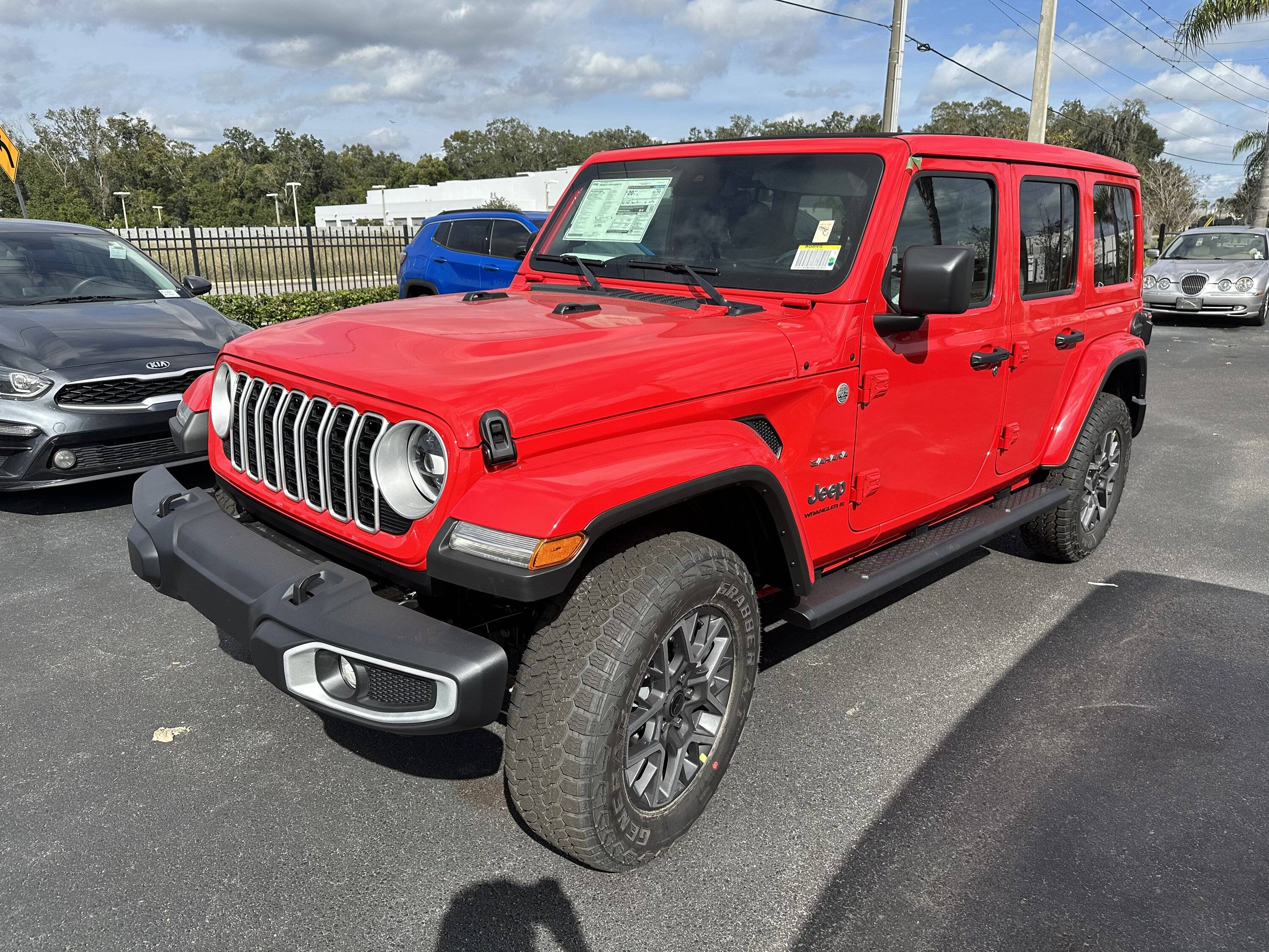 Jeep Wrangler JL Lakeland Dodge Pricing 20231210_173208589_iOS