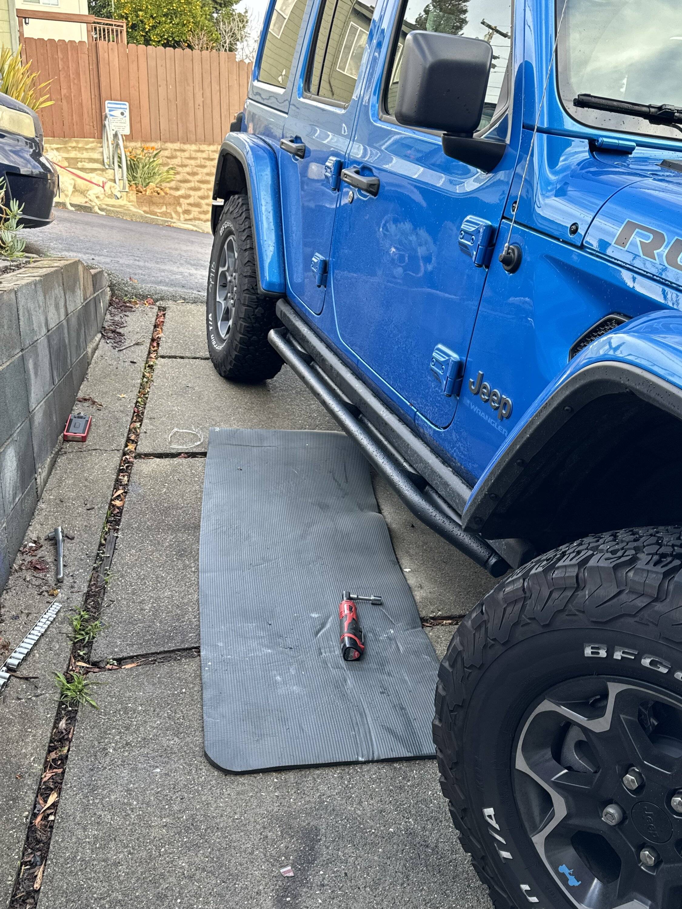 Jeep Wrangler JL Loctite - how open bolt? IMG_2374