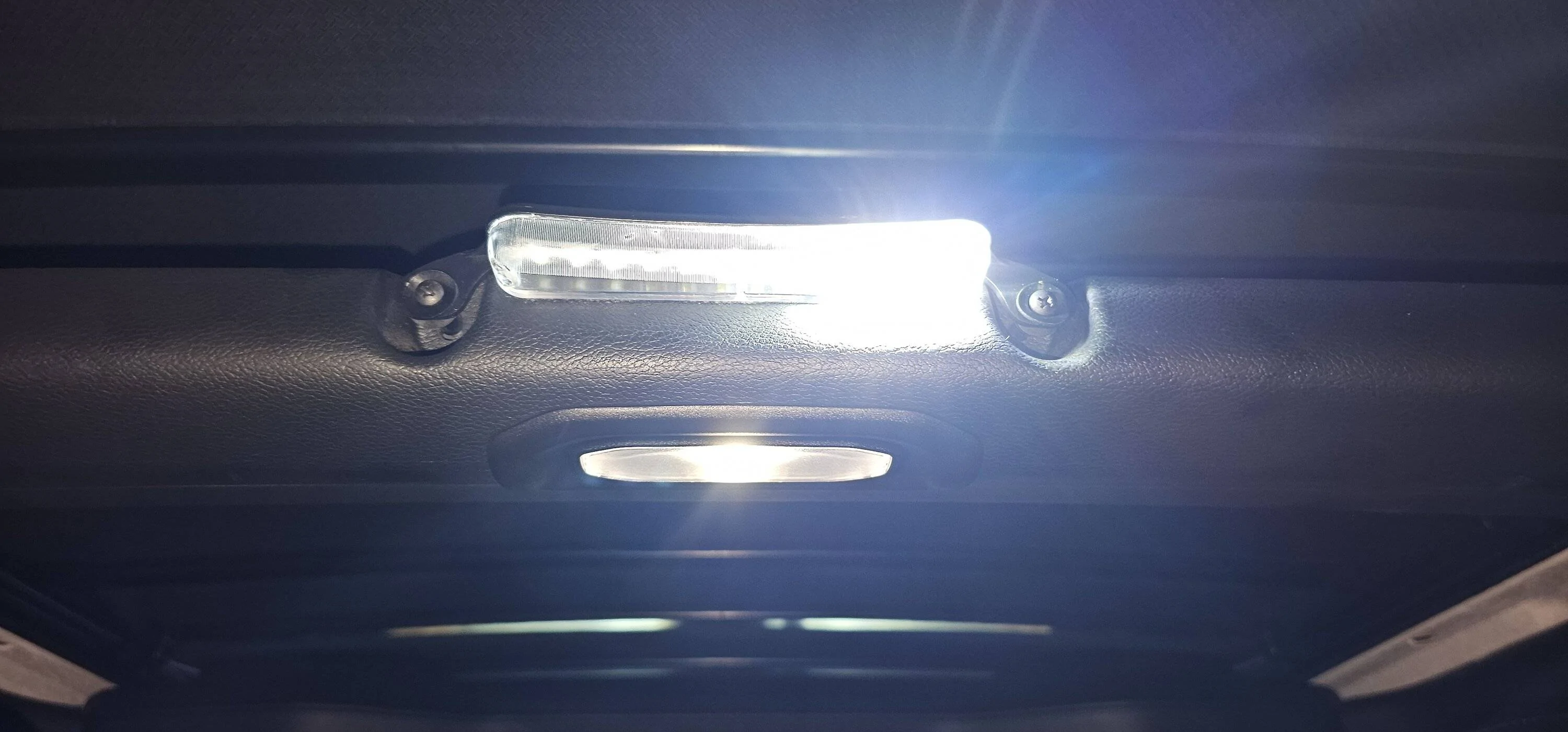 Jeep Wrangler JL Jl cargo light flickering 1000008072