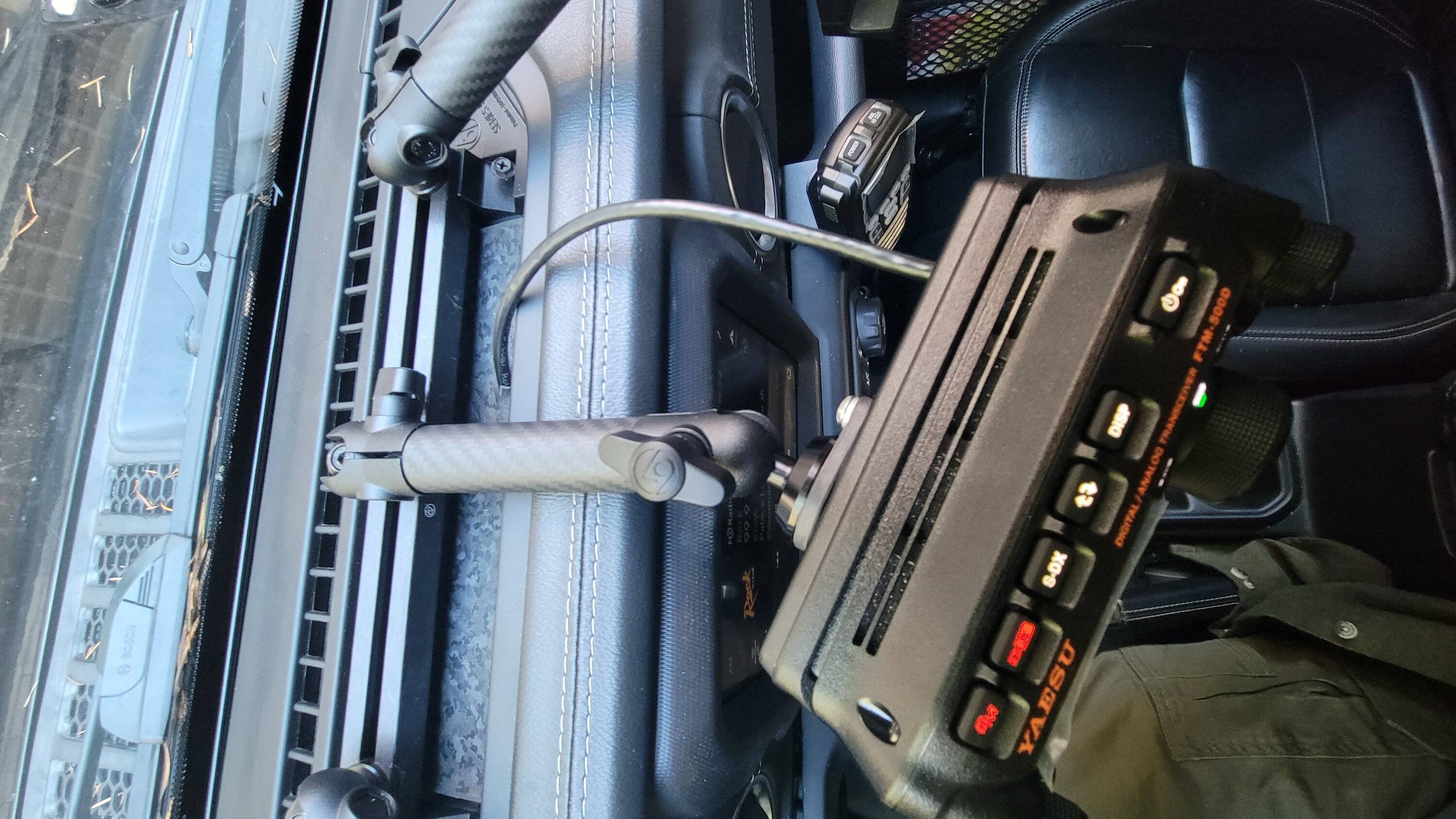 Jeep Wrangler JL Install notes (and pictures!) for Yaesu FTM-500 dual-band ham radio 2023-12-26 11.43.47