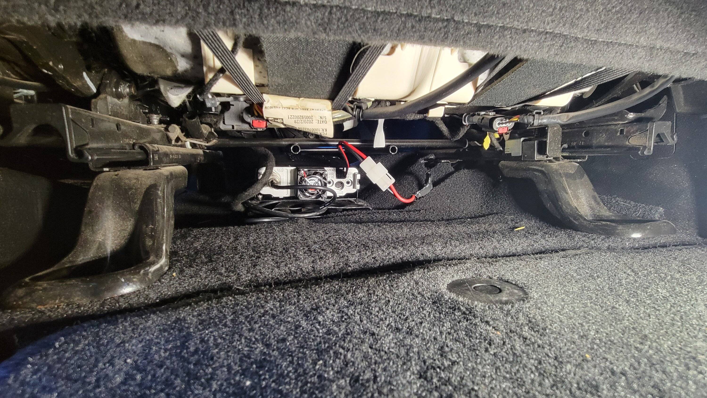 Jeep Wrangler JL Install notes (and pictures!) for Yaesu FTM-500 dual-band ham radio 2023-12-26 12.47.58