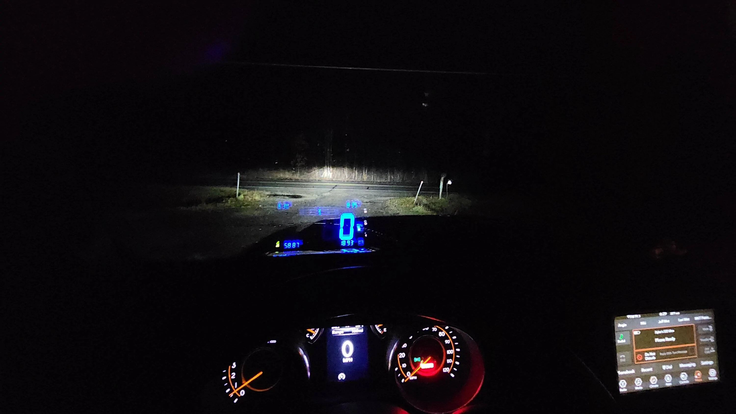 Jeep Wrangler JL Anyone have a HUD? 20231229_183043