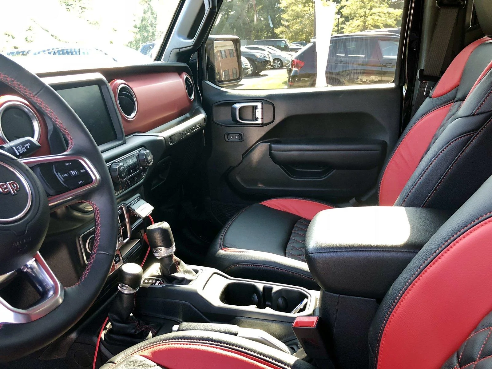 Jeep Wrangler JL Katzkin leather seats D5AD24C6-68F2-474D-BEA8-909D19F7B387