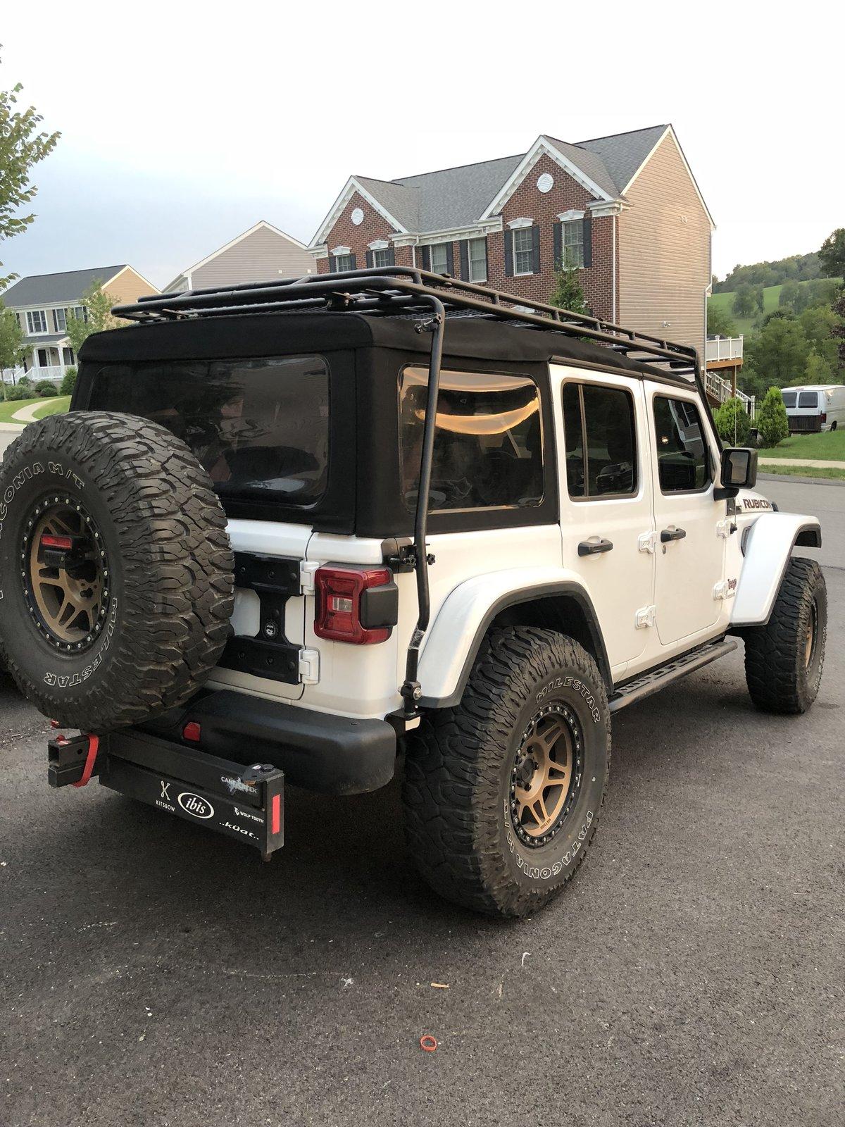 Jeep Wrangler JL Gobi rack installed 45B02338-285F-4950-AEA8-09B2391113A6