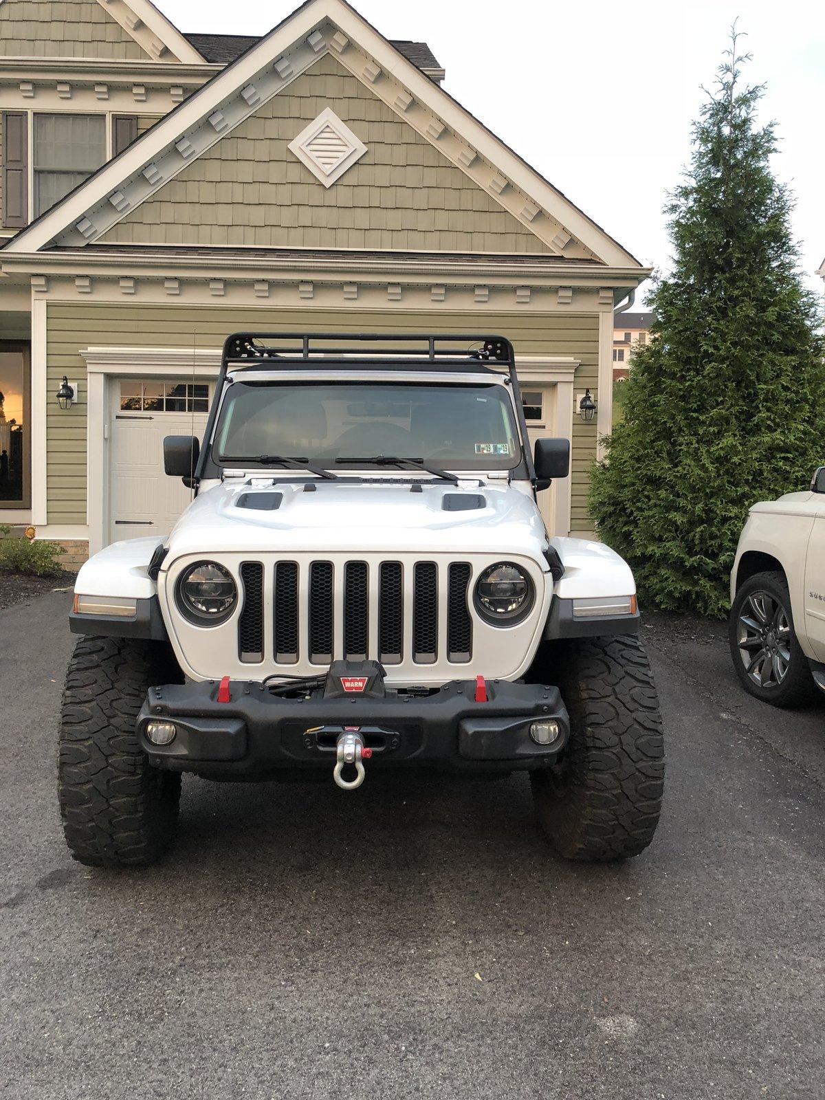 Jeep Wrangler JL Gobi rack installed 456C1116-52BC-4A54-BC3E-6F986A225355