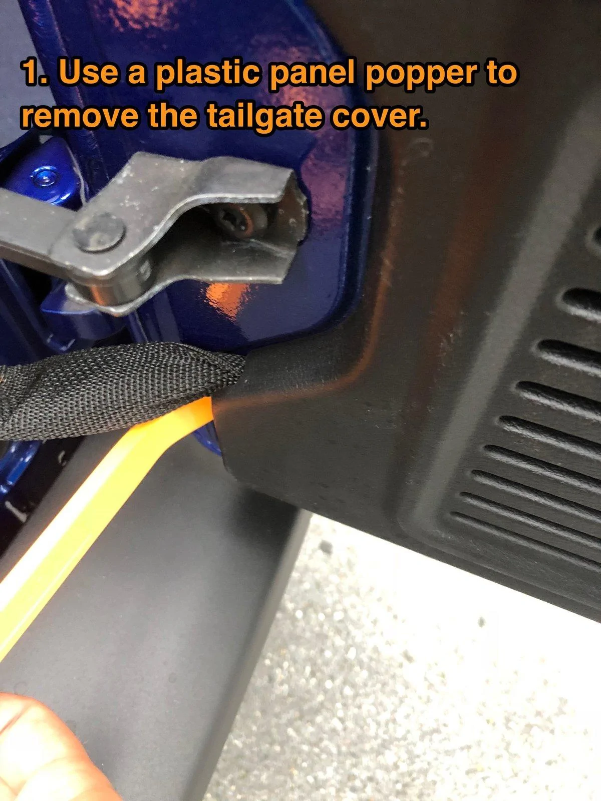 Jeep Wrangler JL Tuffy Tailgate Lockbox #349 Install 1-_IMG_1237