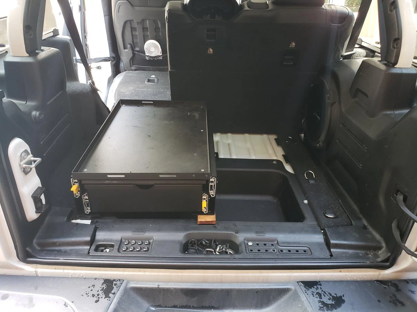 Jeep Wrangler JL Morryde trail kitchen 20180831_122148