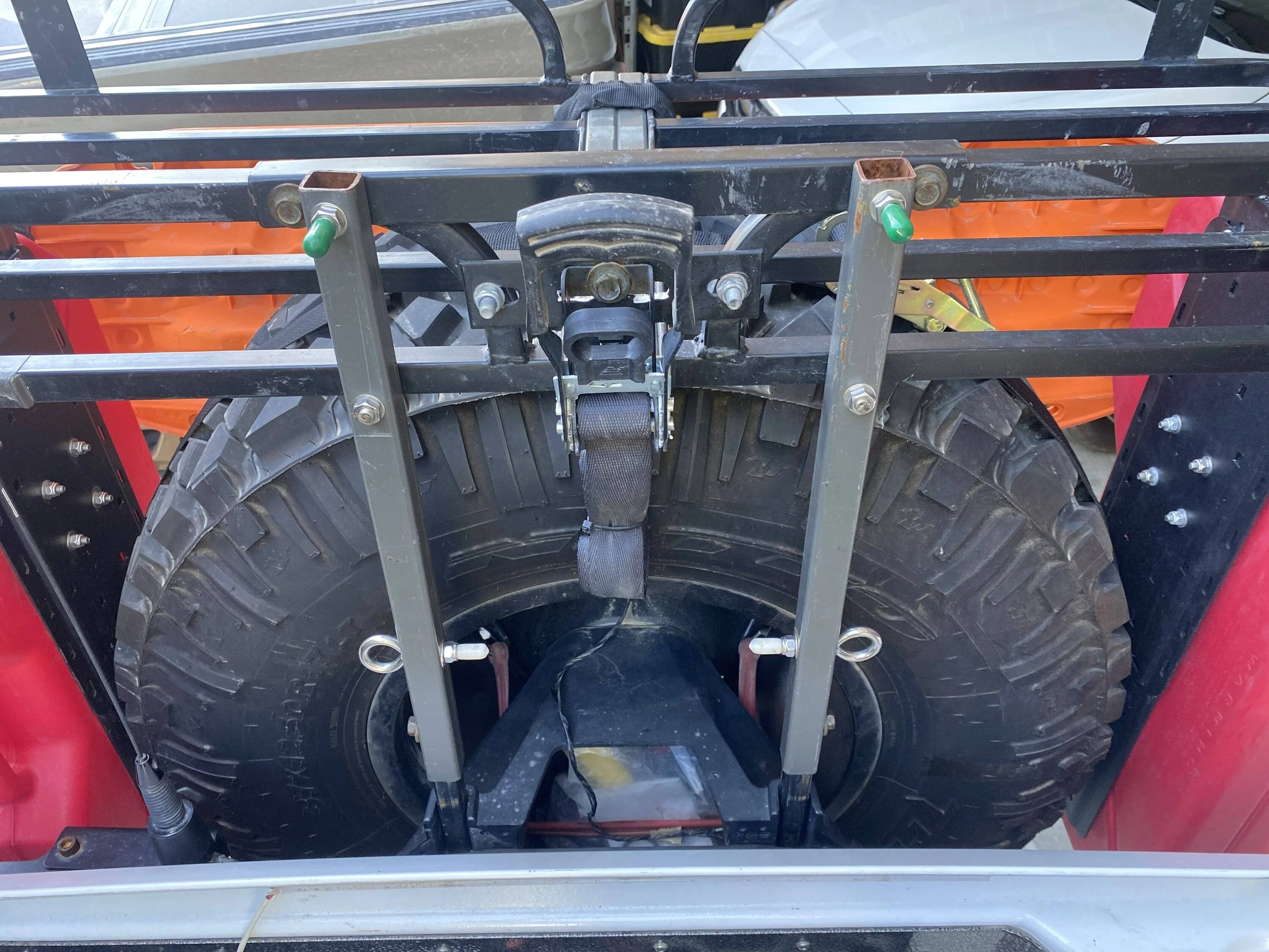 Jeep Wrangler JL On tire storage or No? imag