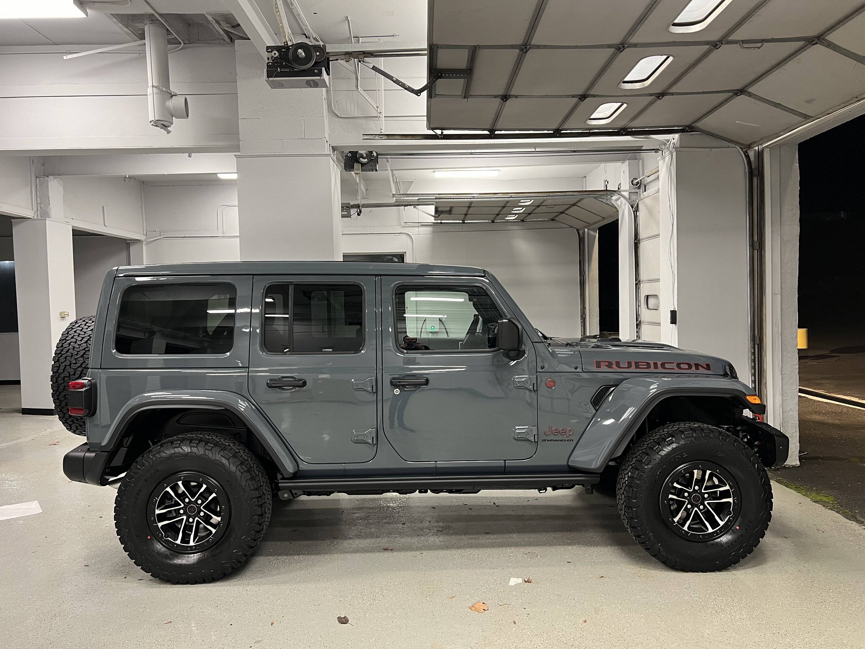 Jeep Wrangler JL Anvil - Sky One Touch IMG_9541