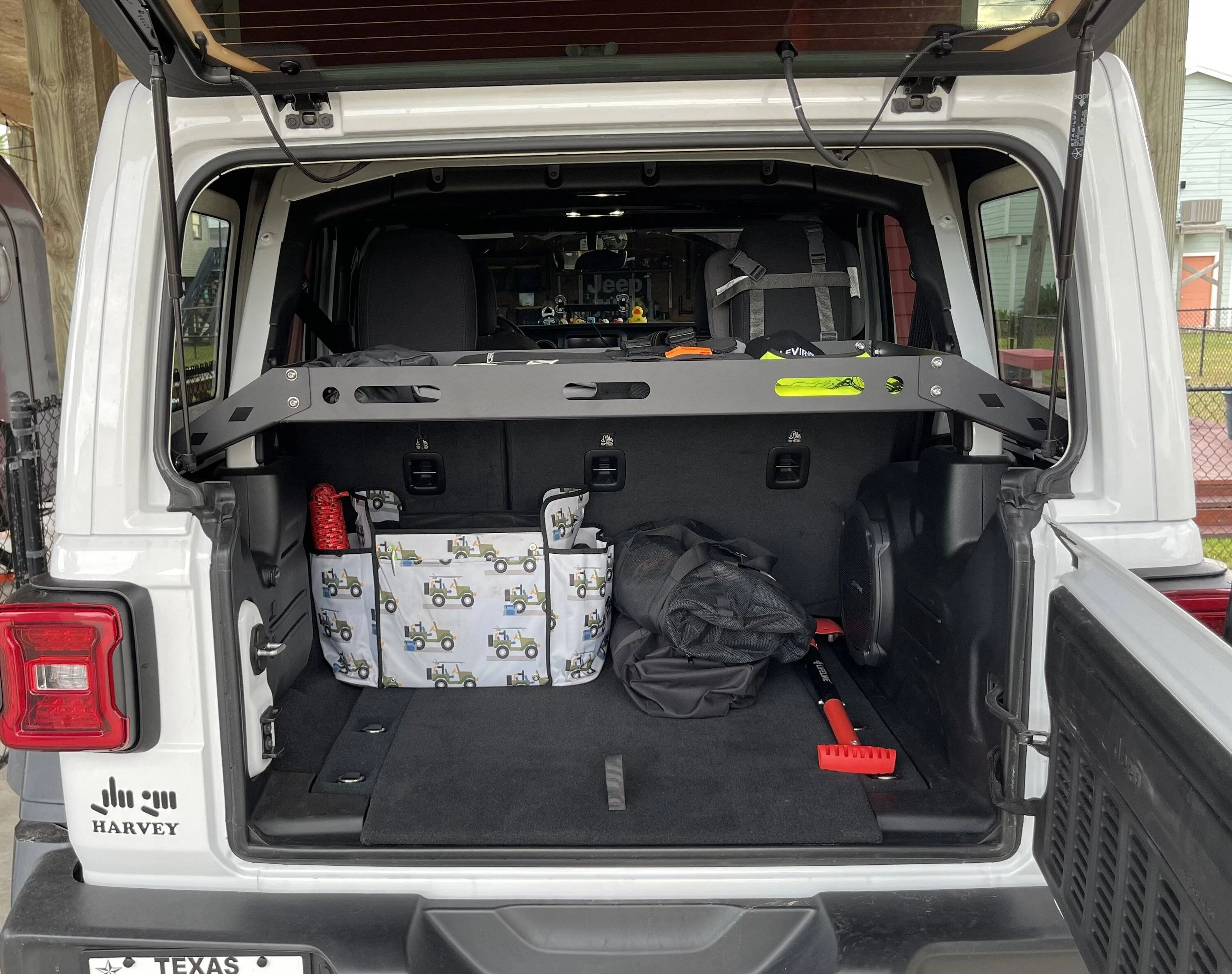Jeep Wrangler JL Show us your Jeep's rear storage setups 71642536004__FA8A6EC5-E6B1-46B4-BD53-82EF12C22EC8