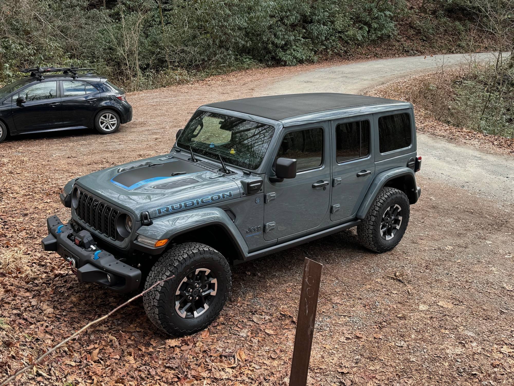 Jeep Wrangler JL Anvil - Sky One Touch jeep mountains