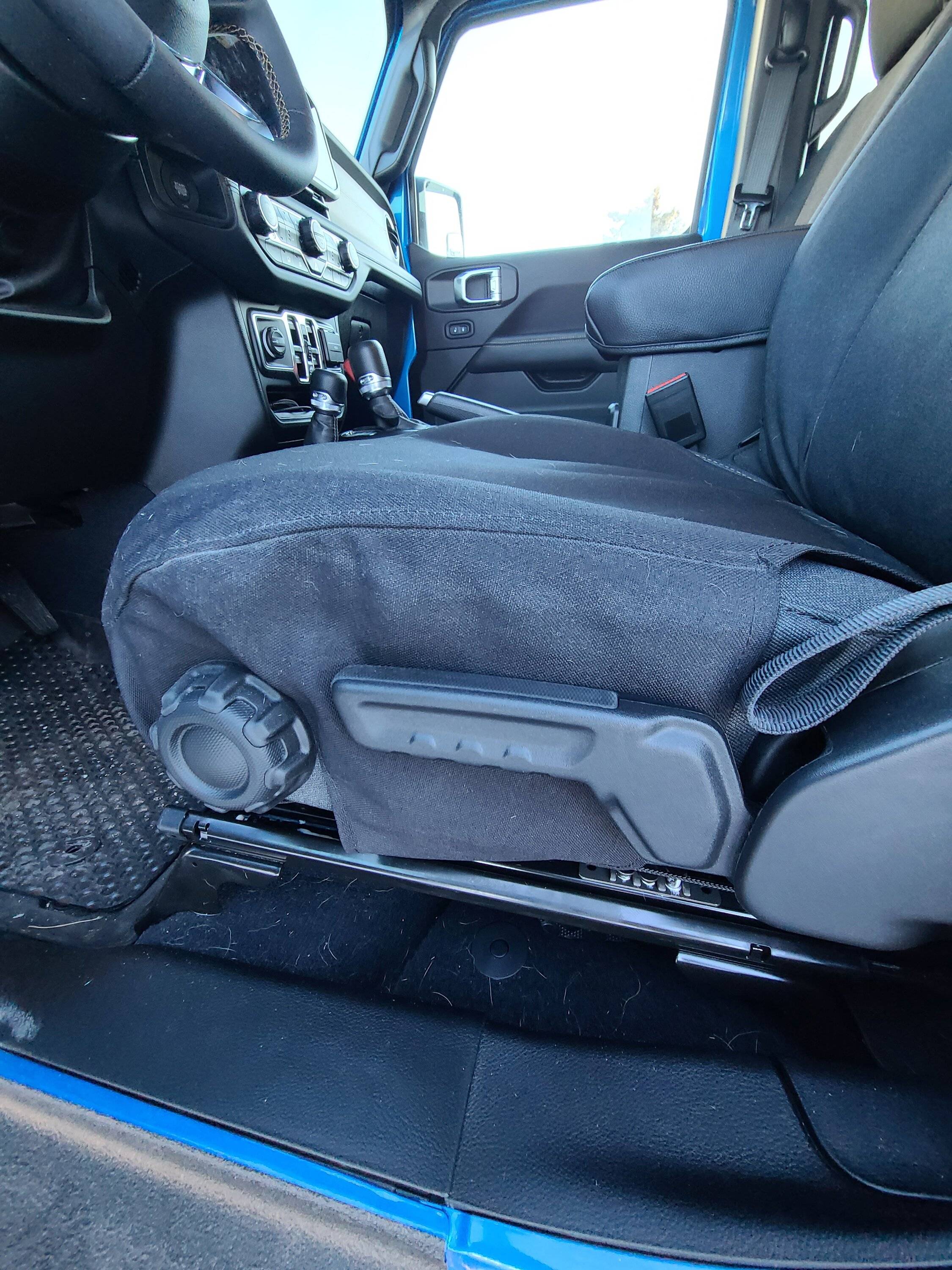 Jeep Wrangler JL Seat Covers---Need Recommendations, Please 20240106_082814