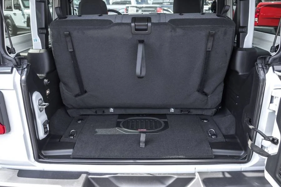 Jeep Wrangler JL 24 Rubicon X 2 Door cargo