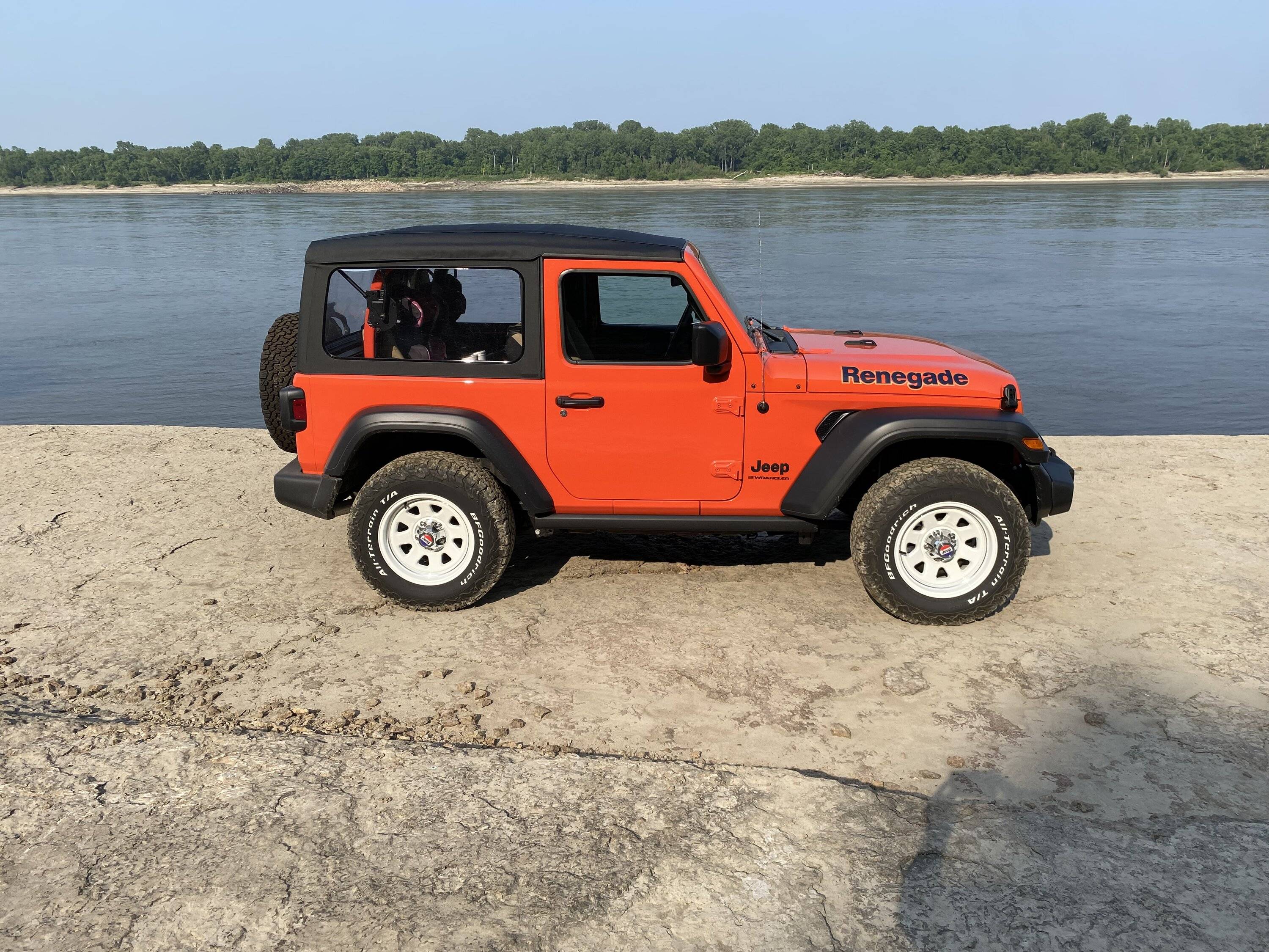 Jeep Wrangler JL JL with CJ Renegade Graphics IMG_8860
