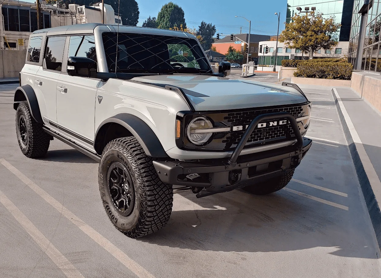 Jeep Wrangler JL Bronco fad? 1704732796056