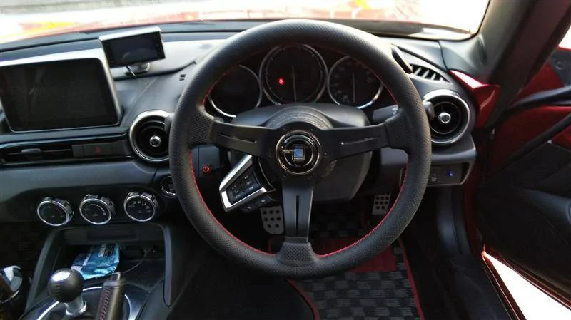 Jeep Wrangler JL Removable OEM Steering Wheel Possible? 27-028_3