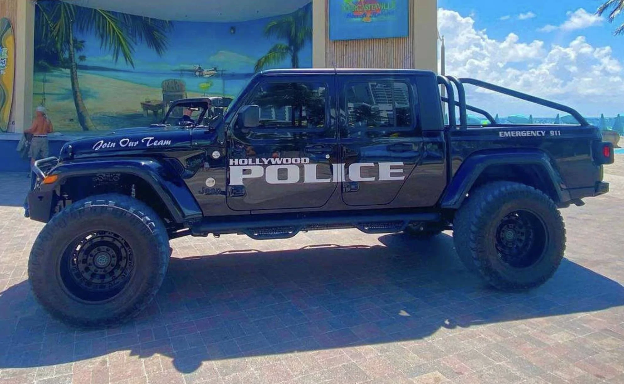Jeep Wrangler JL Decals and Decorations ideas? Jeep 4xe Jeep-Gladiator-police-car-vehicle-1