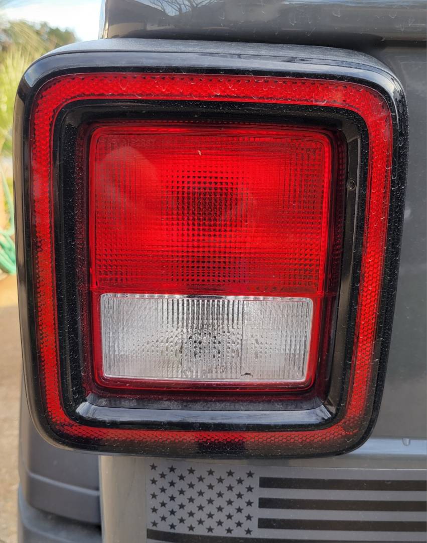 Jeep Wrangler JL Tail light condensation L Taillight After One Heavy Rain