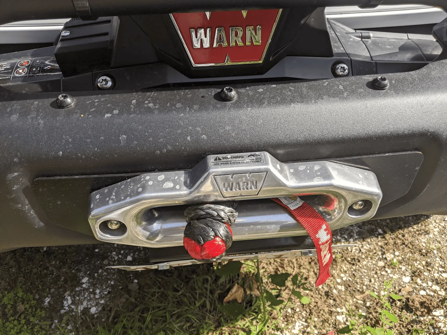 Jeep Wrangler JL Factory Warn winch hook options 1705161309578