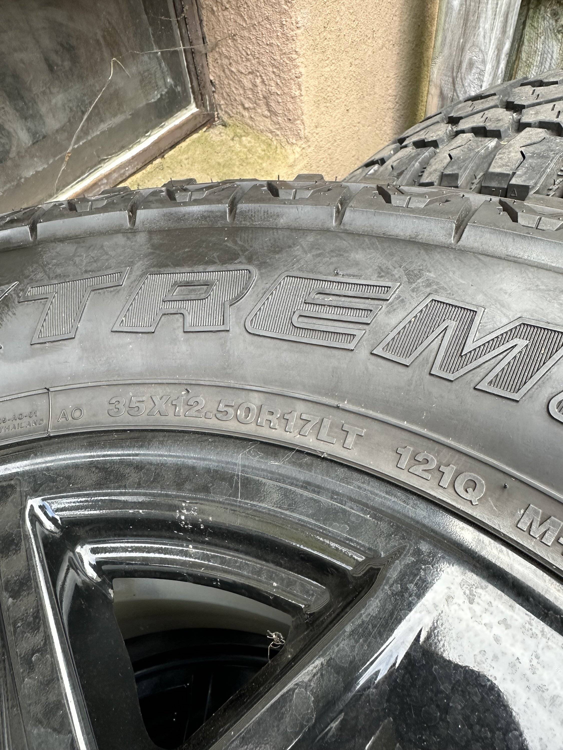 Jeep Wrangler JL 35x12.5x17 IMG_2935
